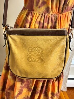 Loewe Anagram Leather Crossbody Bag Tan Brown Vintage Pouch Bag Spain